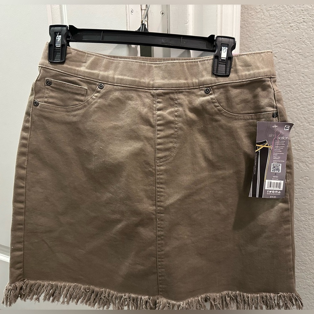 Slimsation by Multiples skort with fringe